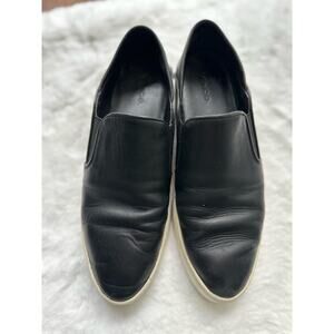 Vince Garvey Slip On Leather Sneaker Size US 8 M Retail $250